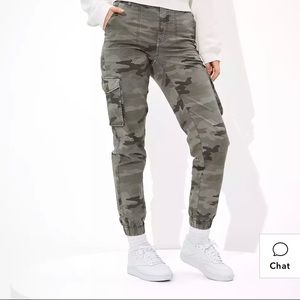 american eagle camo joggers!